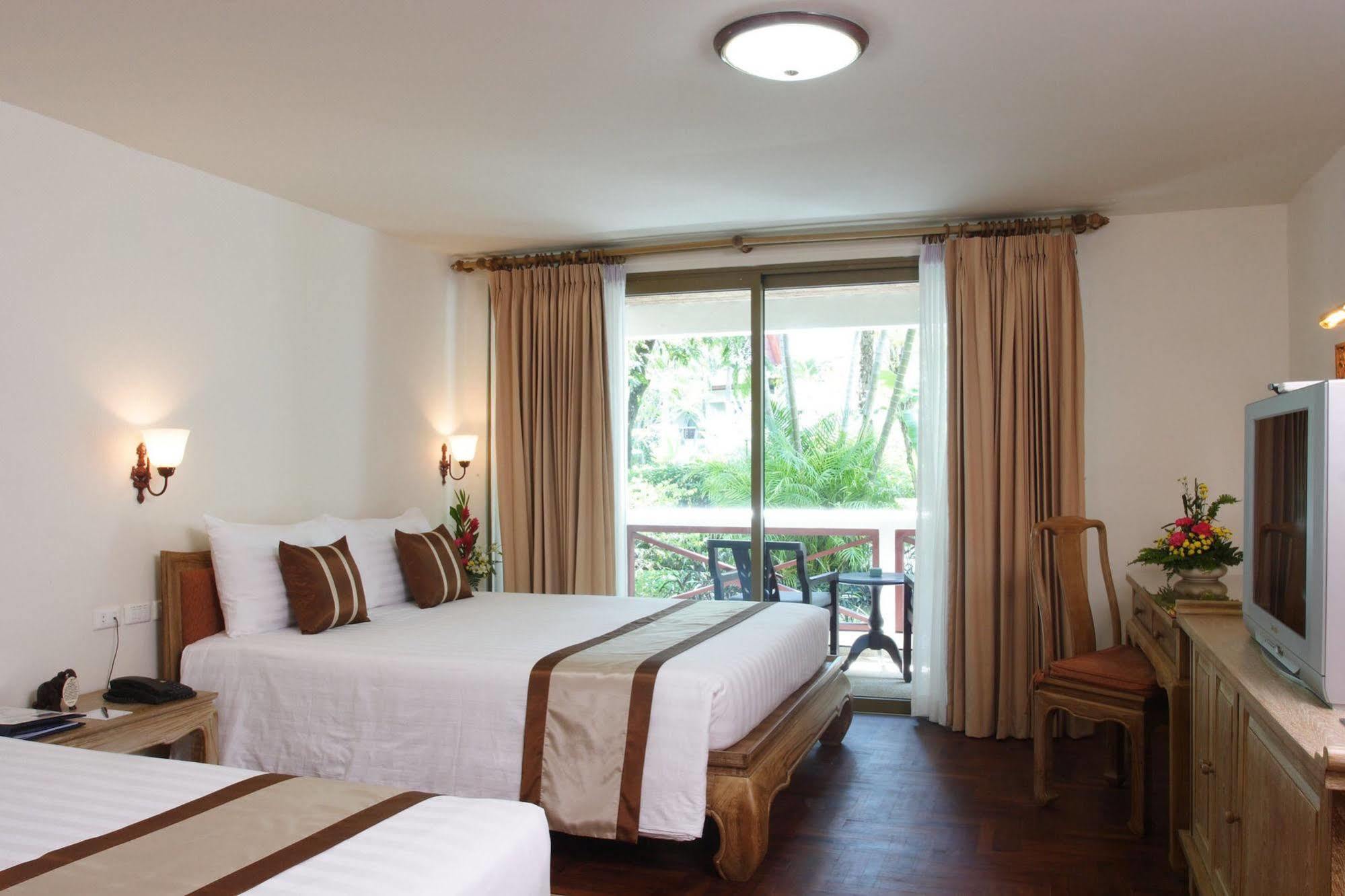 Chaweng Blue Lagoon Hotel Buitenkant foto