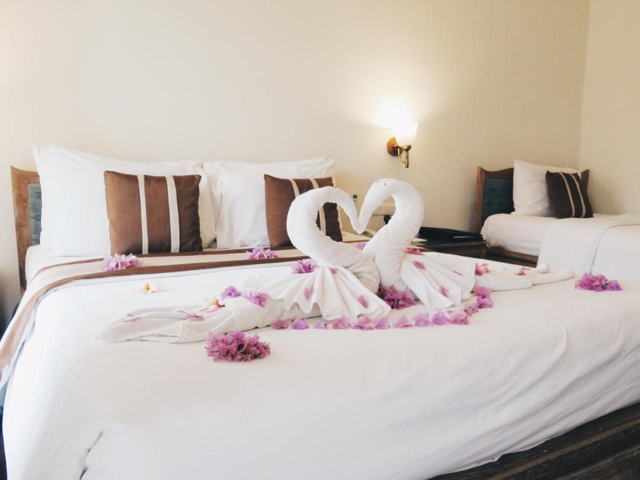 Chaweng Blue Lagoon Hotel Buitenkant foto