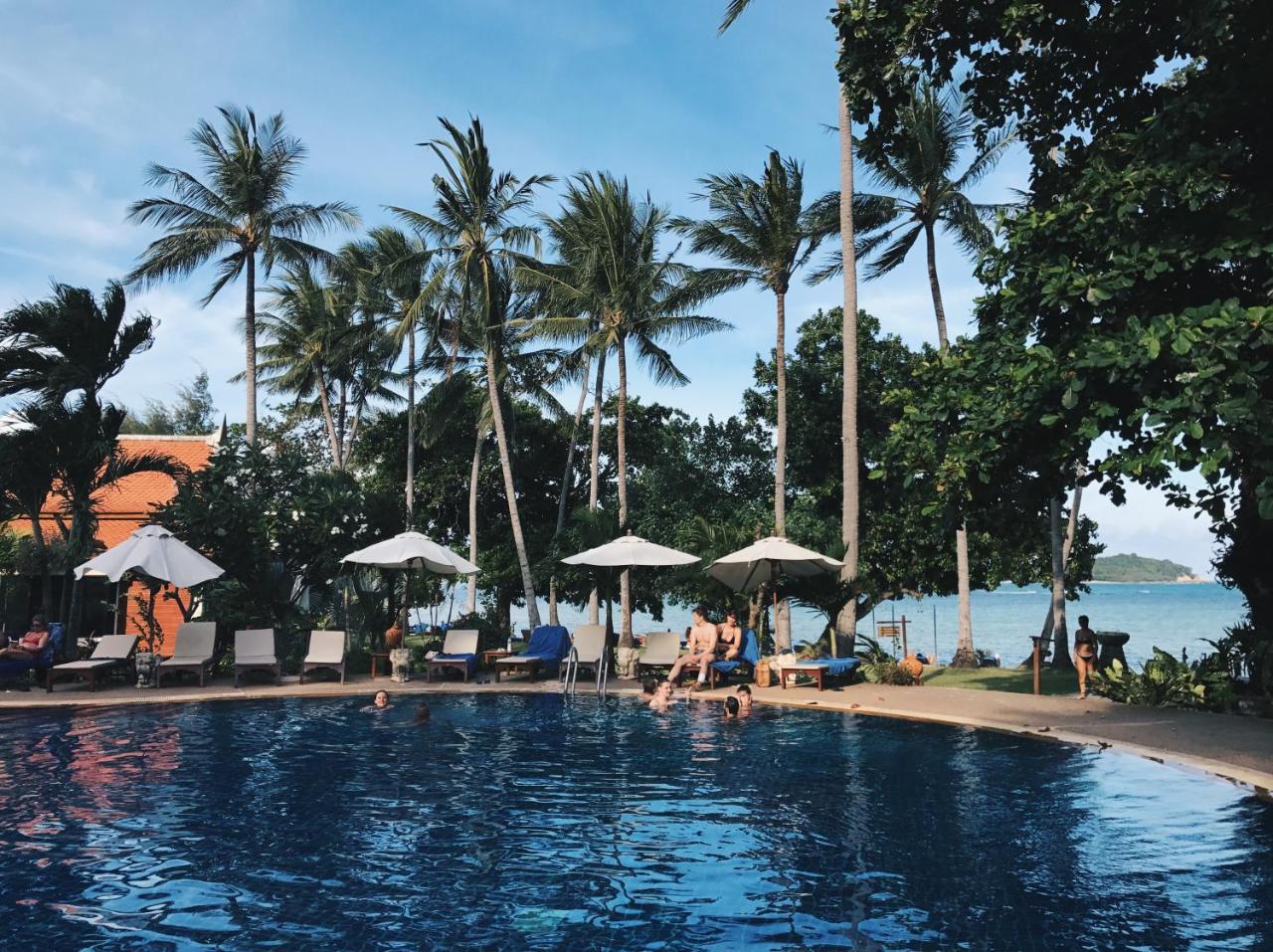 Chaweng Blue Lagoon Hotel Buitenkant foto